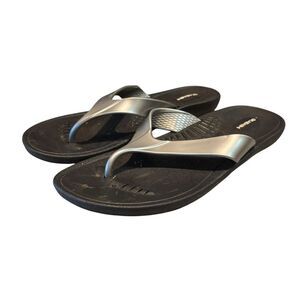 Okabashi  Silver  Classic Contour Sole FlipFlop Beach‎ Sandals Size Large